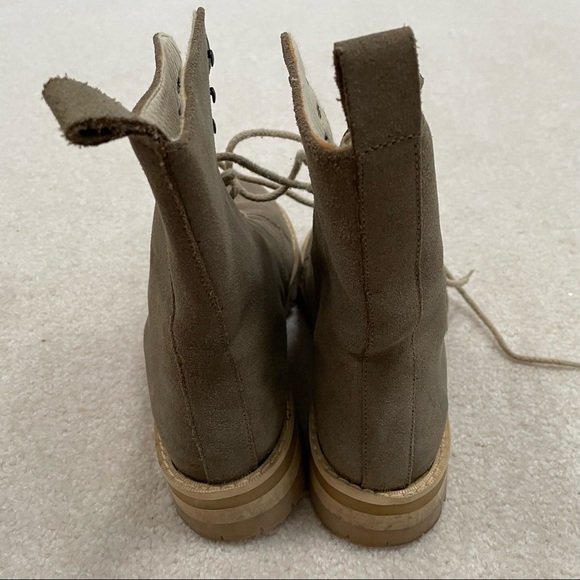 American Eagle Outfitters Vintage Women’s Suede Lace Up Boot - Picture 11 of 16